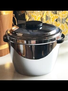 Thermos  ICE Bucket Art Deco-Mid Century Modern Vintage chrome